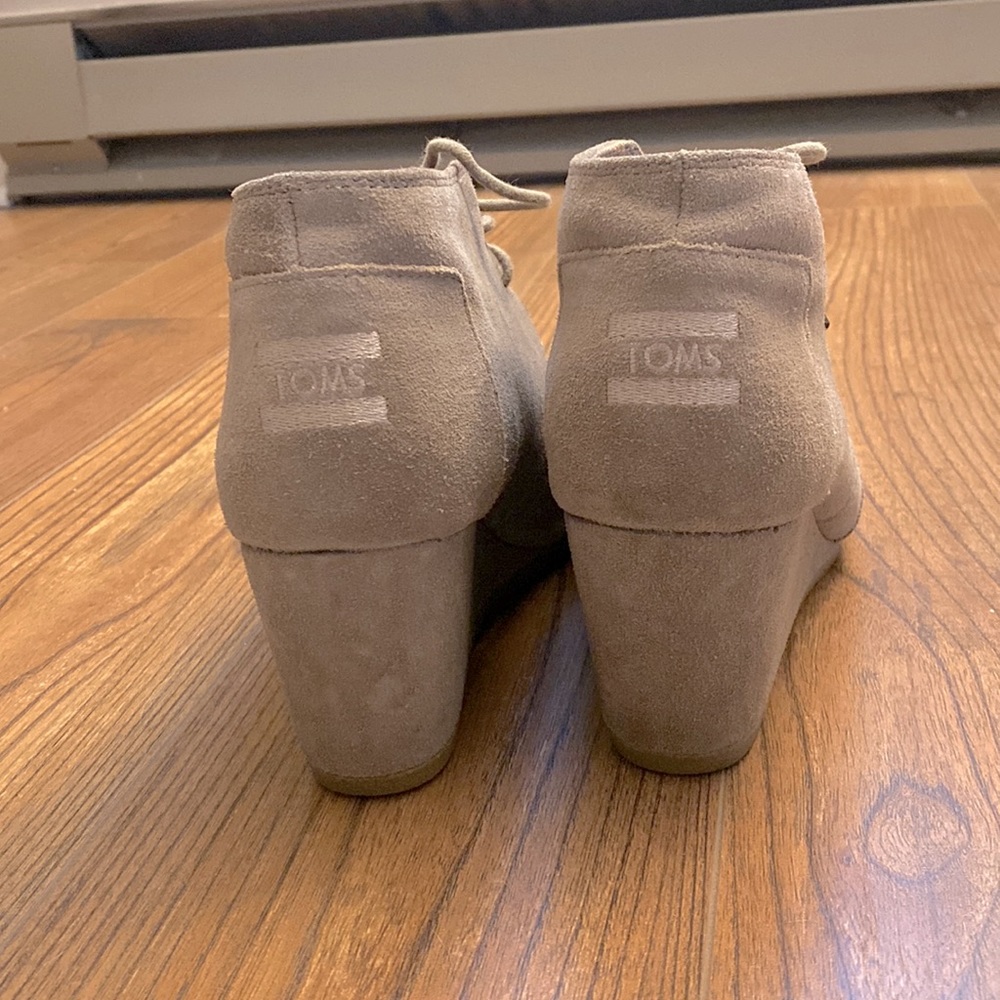 Toms Beige Wedge Booties